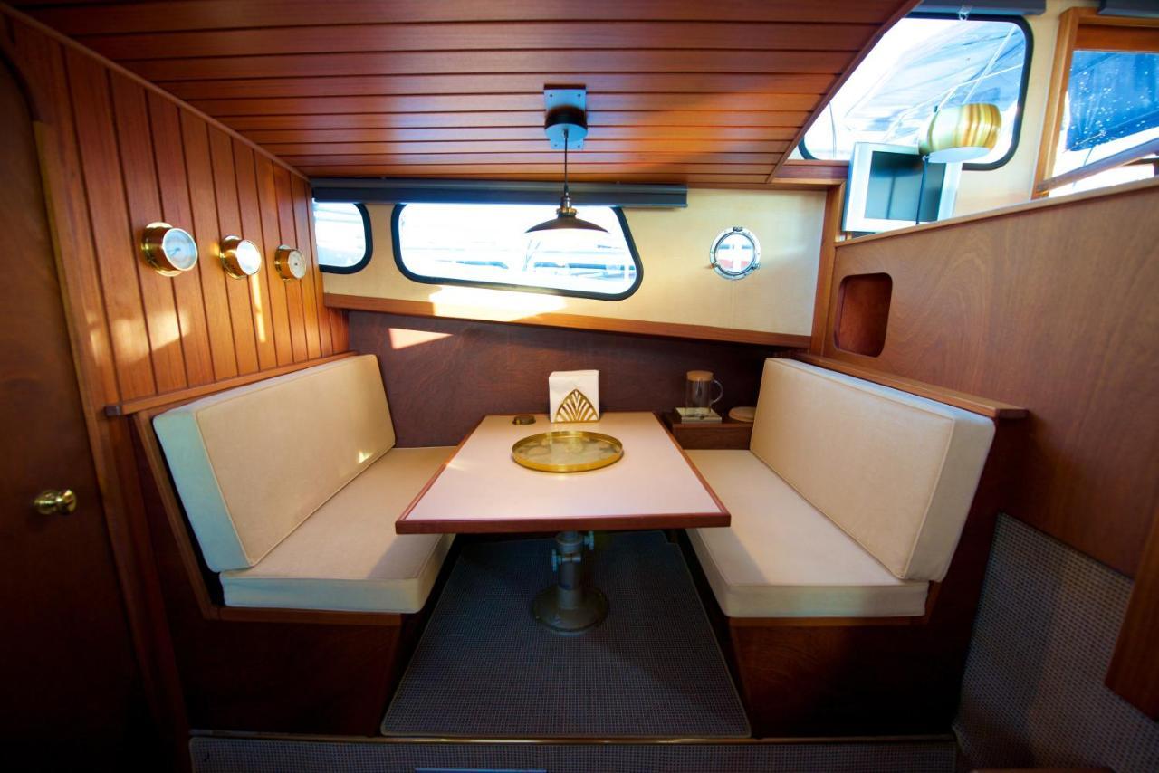 Homeboat-Bateau Hotel Женева Экстерьер фото